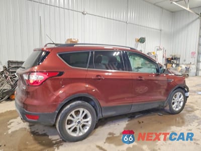 Trzecie zdjęcie samochodu z tyłu: 2018 FORD ESCAPE SE VIN:1FMCU0GD8JUC18509 - miniatura