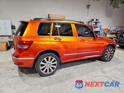 Trzecie zdjęcie samochodu z tyłu: 2011 MERCEDES-BENZ GLK 350 VIN:WDCGG5GB3BF575461 - miniatura