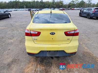 Zdjęcie 6 z 11 samochodu: 2016 KIA RIO LX VIN:KNADM4A32G6681854 - miniatura