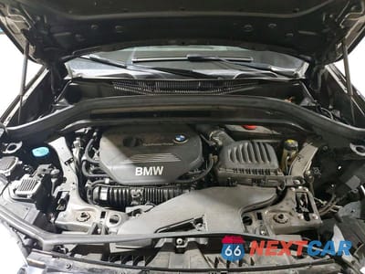 Zdjęcie 12 z 14 samochodu: 2018 BMW X1 XDRIVE28I VIN:WBXHT3C36J5L29584 - miniatura