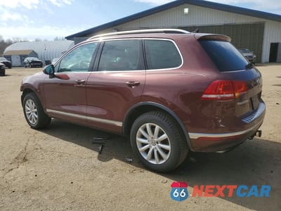 Drugie zdjęcie samochodu z przodu: 2017 VOLKSWAGEN TOUAREG EXECUTIVE VIN:WVGGF7BP0HD006204 - miniatura