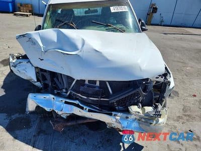 Zdjęcie 11 z 12 samochodu: 2001 CHEVROLET SILVERADO C2500 HEAVY DUTY VIN:1GCHC24U41E345992 - miniatura