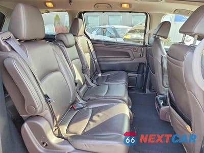 Zdjęcie 11 z 13 samochodu: 2018 HONDA ODYSSEY TOURING VIN:5FNRL6H87JB048691 - miniatura