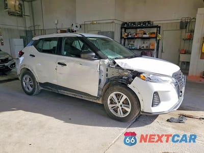 Czwarte zdjęcie samochodu z boku: 2021 NISSAN KICKS S VIN:3N1CP5BV2ML505399 - miniatura
