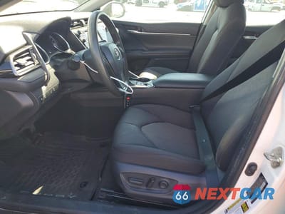 Zdjęcie 7 z 12 samochodu: 2019 TOYOTA CAMRY HYBRID LE VIN:4T1B31HK7KU515788 - miniatura