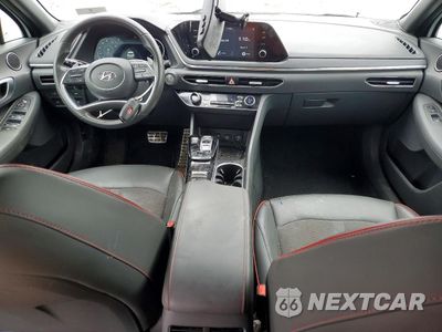 Zdjęcie 8 z 13 samochodu: 2020 HYUNDAI SONATA SEL PLUS VIN:5NPEJ4J28LH047424 - miniatura