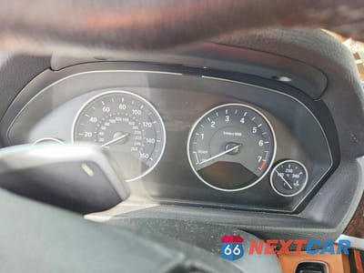 Zdjęcie 9 z 11 samochodu: 2017 BMW 330 XI VIN:WBA8D9G31HNU62039 - miniatura