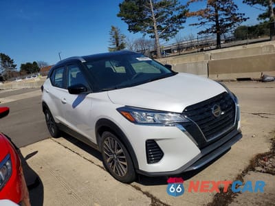 Czwarte zdjęcie samochodu z boku: 2021 NISSAN KICKS SV- PRIOR FLEET- CK ENG LIGHT ON VIN:3N1CP5CV6ML512175 - miniatura