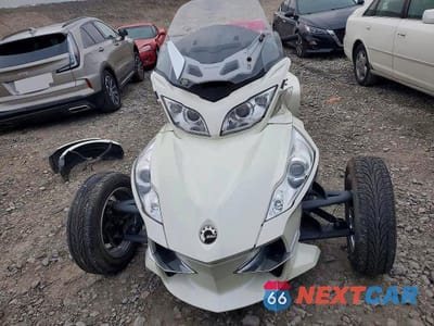 Drugie zdjęcie samochodu z przodu: 2012 CAN-AM SPYDER ROADSTER RT-LTD VIN:2BXJBDC18CV001456 - miniatura