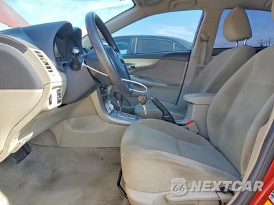 Zdjęcie 7 z 11 samochodu: 2012 TOYOTA COROLLA LE VIN:2T1BU4EE7CC810390 - miniatura