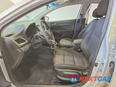 Zdjęcie 7 z 11 samochodu: 2022 HYUNDAI ACCENT SEL VIN:3KPC24A69NE189828 - miniatura