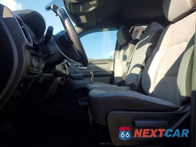 Zdjęcie 7 z 11 samochodu: 2022 RAM TRUCKS 1500 BIG HORN VIN:1C6RRFBG1NN480853 - miniatura