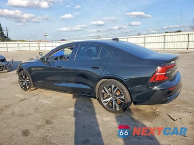 Drugie zdjęcie samochodu z przodu: 2023 VOLVO S60 PLUS VIN:7JRL12FL3PG244655 - miniatura