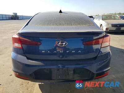 Zdjęcie 6 z 12 samochodu: 2019 HYUNDAI ELANTRA SEL VIN:5NPD84LFXKH435440 - miniatura