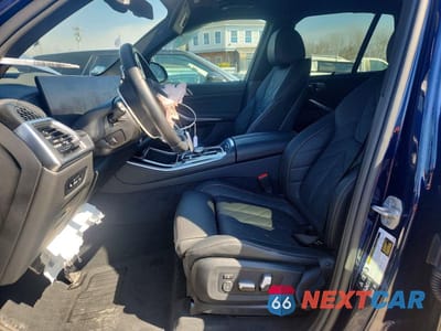 Zdjęcie 7 z 13 samochodu: 2025 BMW X5 XDRIVE40I VIN:5UX23EU08S9W94490 - miniatura