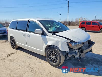 Czwarte zdjęcie samochodu z boku: 2018 DODGE GRAND CARAVAN SE VIN:2C4RDGBG2JR152917 - miniatura