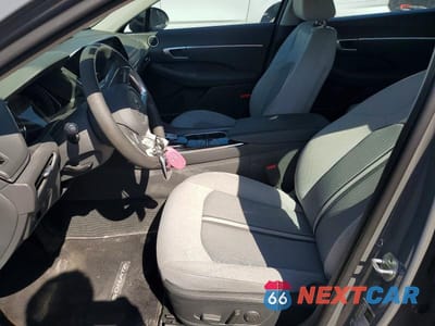Zdjęcie 7 z 13 samochodu: 2021 HYUNDAI SONATA SEL VIN:5NPEL4JA8MH102344 - miniatura