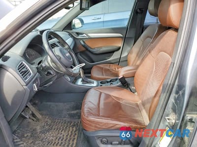 Zdjęcie 7 z 12 samochodu: 2015 AUDI Q3 PREMIUM PLUS VIN:WA1BFCFS5FR008773 - miniatura