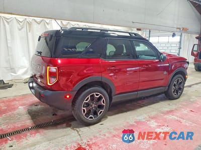 Trzecie zdjęcie samochodu z tyłu: 2025 FORD BRONCO SPORT OUTER BANKS VIN:3FMCR9CN0SRE27479 - miniatura