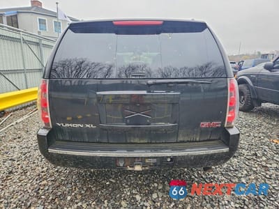 Zdjęcie 6 z 12 samochodu: 2008 GMC YUKON XL DENALI VIN:1GKFK66868J252737 - miniatura