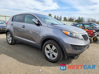 Czwarte zdjęcie samochodu z boku: 2012 KIA SPORTAGE LX VIN:KNDPBCA25C7293321 - miniatura
