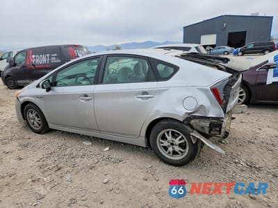 Drugie zdjęcie samochodu z przodu: 2011 TOYOTA PRIUS TWO VIN:JTDKN3DU2B0283870 - miniatura