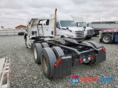 Trzecie zdjęcie samochodu z tyłu: 2019 KENWORTH CONSTRUCTION VIN:1XKZD49X1KJ341542 - miniatura
