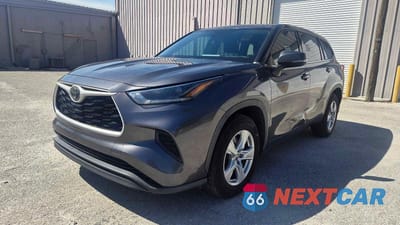 Drugie zdjęcie samochodu z przodu: 2021 TOYOTA HIGHLANDER L VIN:5TDCZRAH2MS064913 - miniatura