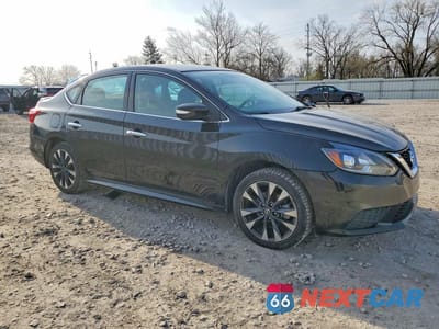 Czwarte zdjęcie samochodu z boku: 2019 NISSAN SENTRA SR VIN:3N1AB7AP0KY364529 - miniatura