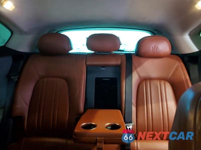 Zdjęcie 10 z 13 samochodu: 2017 MASERATI LEVANTE VIN:ZN661XUA3HX222620 - miniatura