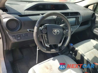 Zdjęcie 8 z 11 samochodu: 2018 TOYOTA PRIUS C ONE VIN:JTDKDTB38J1611802 - miniatura