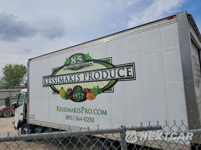 Drugie zdjęcie samochodu z przodu: 2015 MITSUBISHI FUSO FEC92S REFRIGERATED BOX TRUCK VIN:JL6CRG1A3FK000517 - miniatura