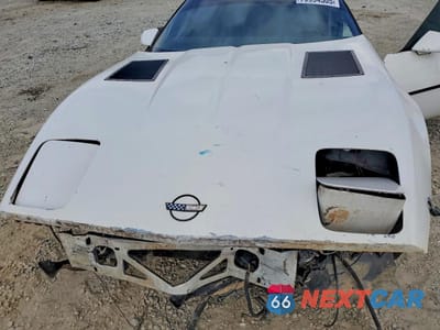 Zdjęcie 11 z 12 samochodu: 1984 CHEVROLET CORVETTE VIN:1G1AY0782E5116893 - miniatura