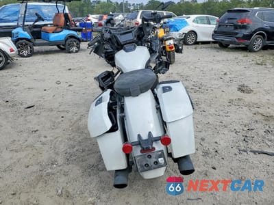 Czwarte zdjęcie samochodu z boku: 2024 INDIAN MOTORCYCLE CO. PURSUIT DARKHORSE W VIN:56KLDFRR4R3426074 - miniatura