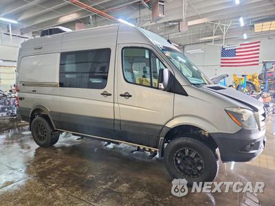 Czwarte zdjęcie samochodu z boku: 2018 MERCEDES BENZ SPRINTER 2500 UTILITY / SERVICE VAN VIN:WD3FE7CD4JP631887 - miniatura