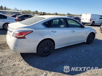 Trzecie zdjęcie samochodu z tyłu: 2015 NISSAN ALTIMA 2.5 S VIN:1N4AL3AP6FC135005 - miniatura