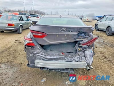 Zdjęcie 6 z 12 samochodu: 2021 TOYOTA CAMRY SE VIN:4T1G11AK1MU587529 - miniatura