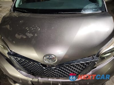 Zdjęcie 12 z 14 samochodu: 2015 TOYOTA SIENNA SPORT VIN:5TDXK3DC9FS597704 - miniatura