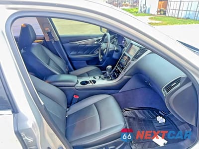 Piąte zdjęcie samochodu w środku: 2016 INFINITI Q50 3.0T PREMIUM VIN:JN1EV7AP7GM301639 - miniatura