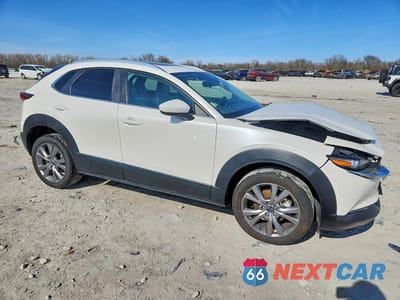 Czwarte zdjęcie samochodu z boku: 2022 MAZDA CX-30 PREFERRED VIN:3MVDMBCL2NM424550 - miniatura