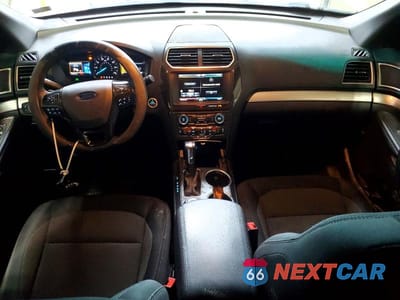 Zdjęcie 8 z 12 samochodu: 2016 FORD EXPLORER XLT VIN:1FM5K8D86GGA92940 - miniatura