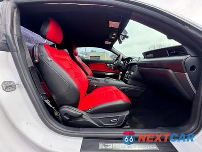 Piąte zdjęcie samochodu w środku: 2019 FORD MUSTANG GT VIN:1FA6P8CF5K5186389 - miniatura