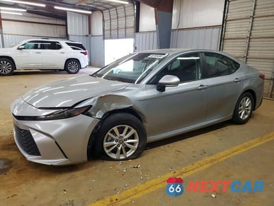 2025 TOYOTA CAMRY LE 4T1DAACK8SU052887 - główne zdjęcie licytacji z USA - miniatura