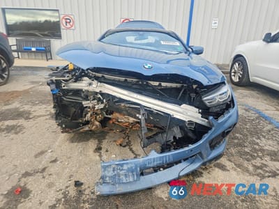 Piąte zdjęcie samochodu w środku: 2020 BMW M8 VIN:WBSAE0C08LCD86067 - miniatura