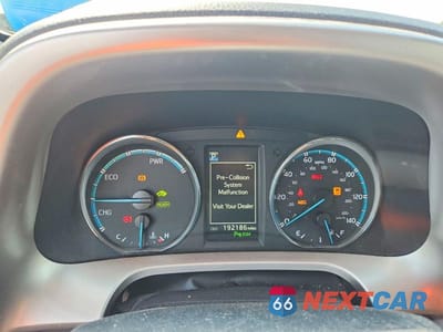 Zdjęcie 9 z 12 samochodu: 2017 TOYOTA RAV4 HYBRID LIMITED VIN:JTMDJREV2HD110804 - miniatura