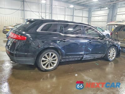 Trzecie zdjęcie samochodu z tyłu: 2011 LINCOLN MKT VIN:2LMHJ5AT7BBJ54776 - miniatura
