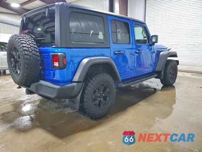 Trzecie zdjęcie samochodu z tyłu: 2021 JEEP WRANGLER UNLIMITED SPORT VIN:1C4HJXDG6MW753194 - miniatura