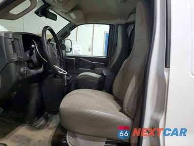 Zdjęcie 7 z 13 samochodu: 2023 CHEVROLET EXPRESS 3500 CARGO UTILITY / SERVICE VAN VIN:1GCZGHFP1P1101574 - miniatura