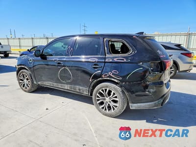 Drugie zdjęcie samochodu z przodu: 2018 MITSUBISHI OUTLANDER SE VIN:JA4AD3A3XJZ004857 - miniatura