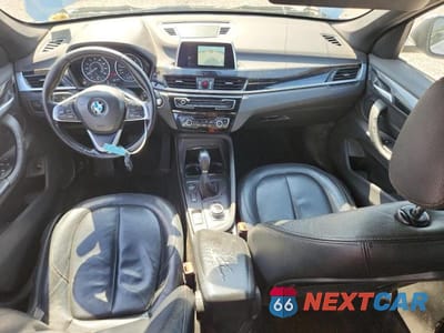 Zdjęcie 8 z 14 samochodu: 2018 BMW X1 XDRIVE28I VIN:WBXHT3C39J5F91084 - miniatura